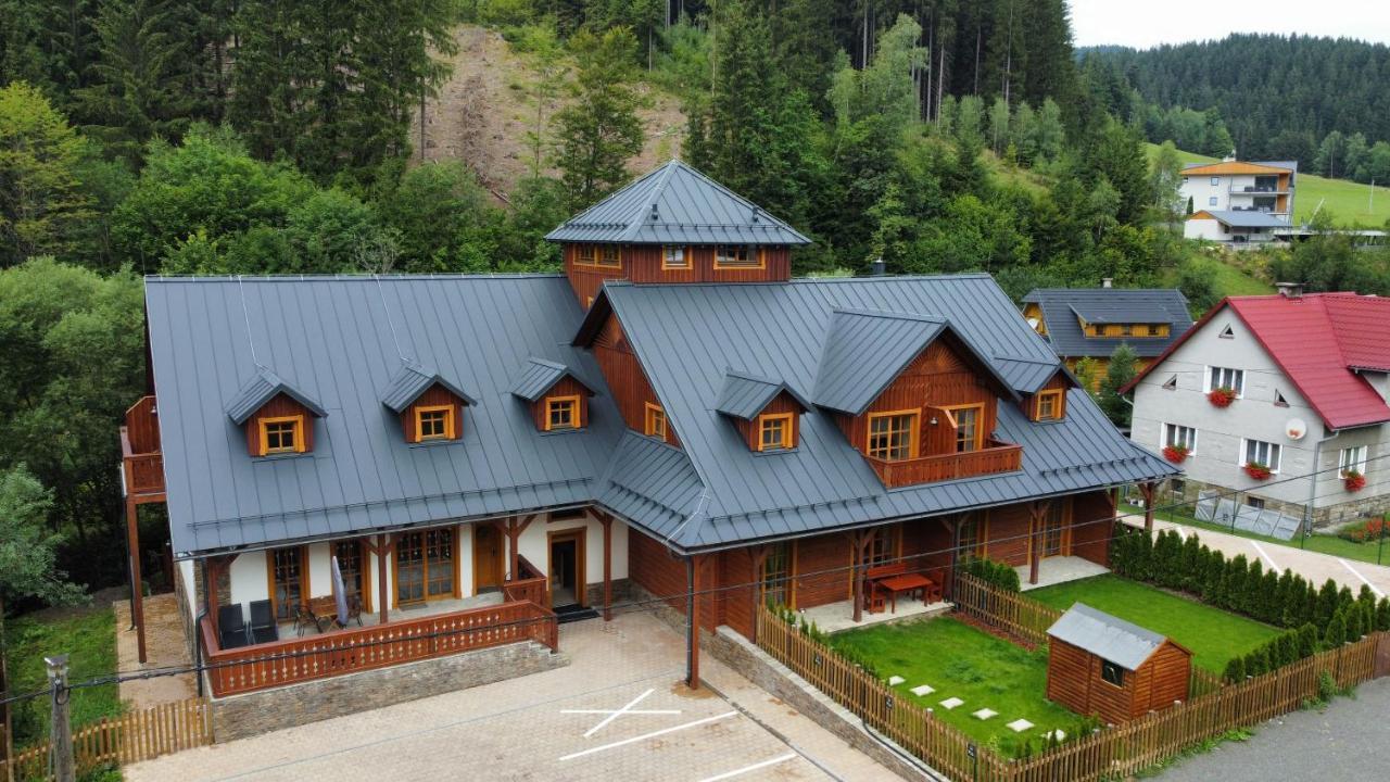 Apartmany Jezerne Velké Karlovice Dış mekan fotoğraf