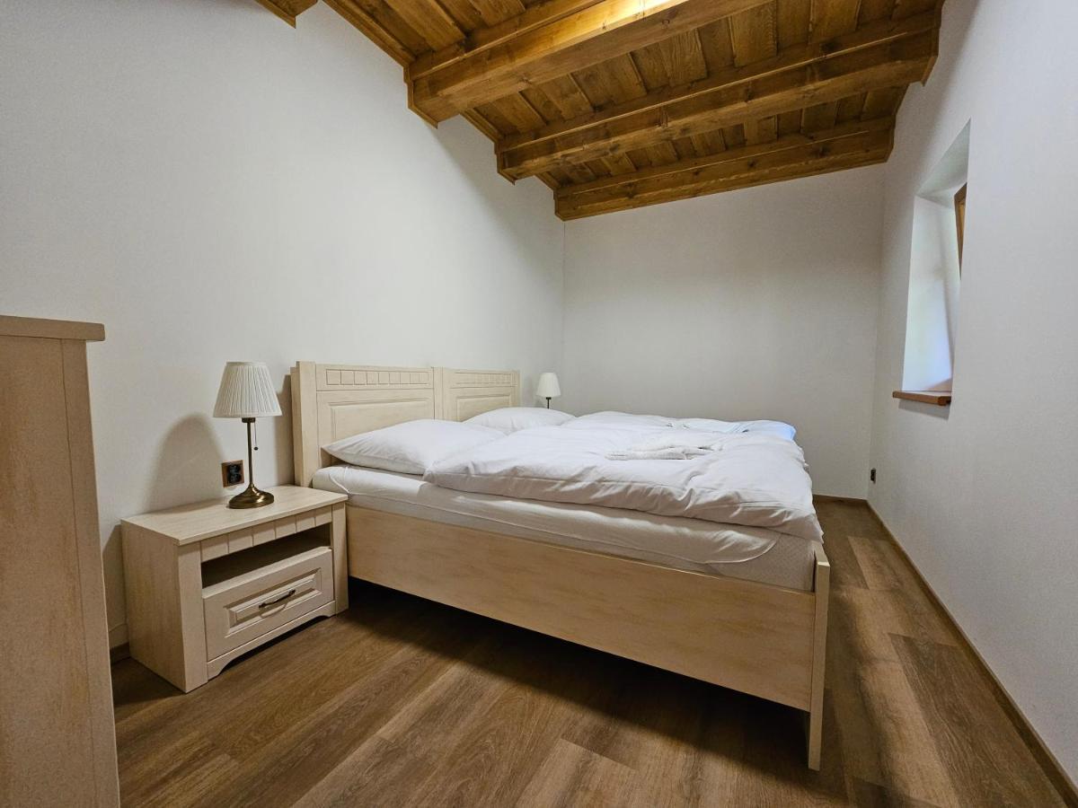 Apartmany Jezerne Velké Karlovice Dış mekan fotoğraf