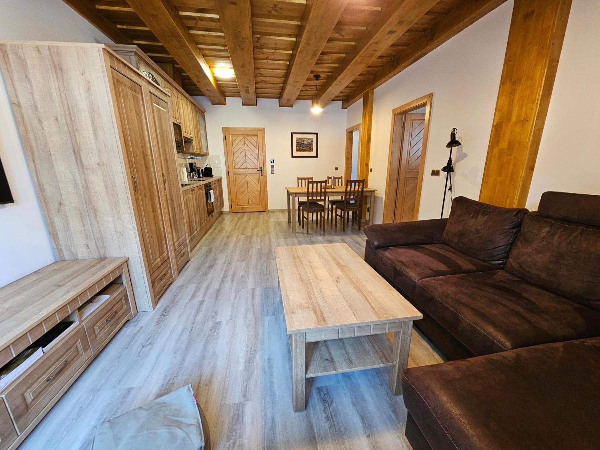 Apartmany Jezerne Velké Karlovice Dış mekan fotoğraf