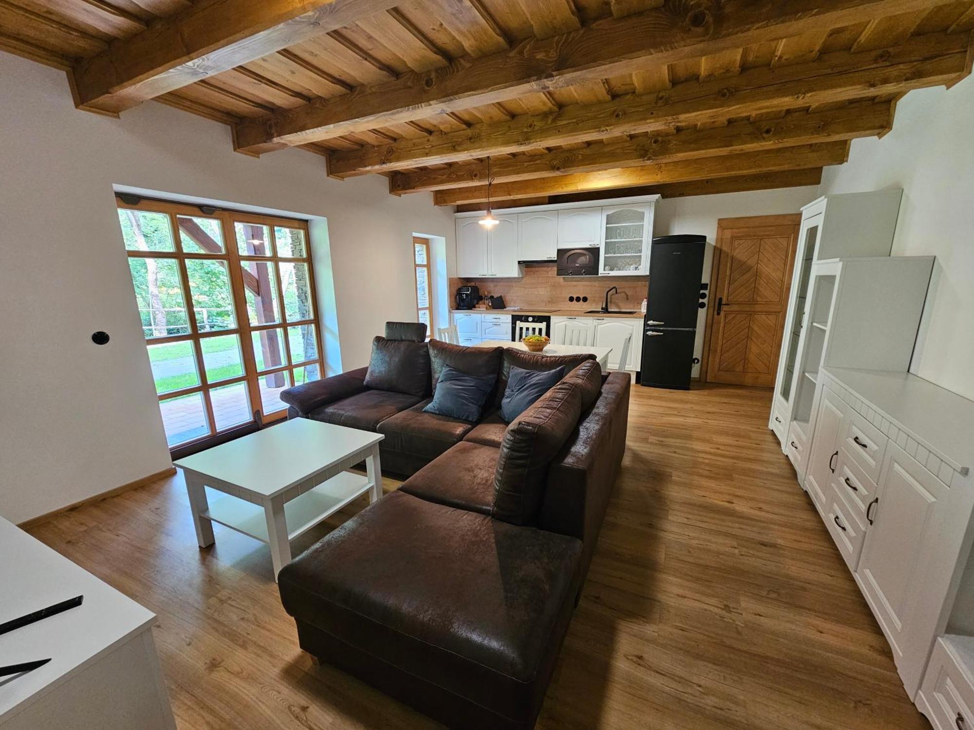 Apartmany Jezerne Velké Karlovice Dış mekan fotoğraf