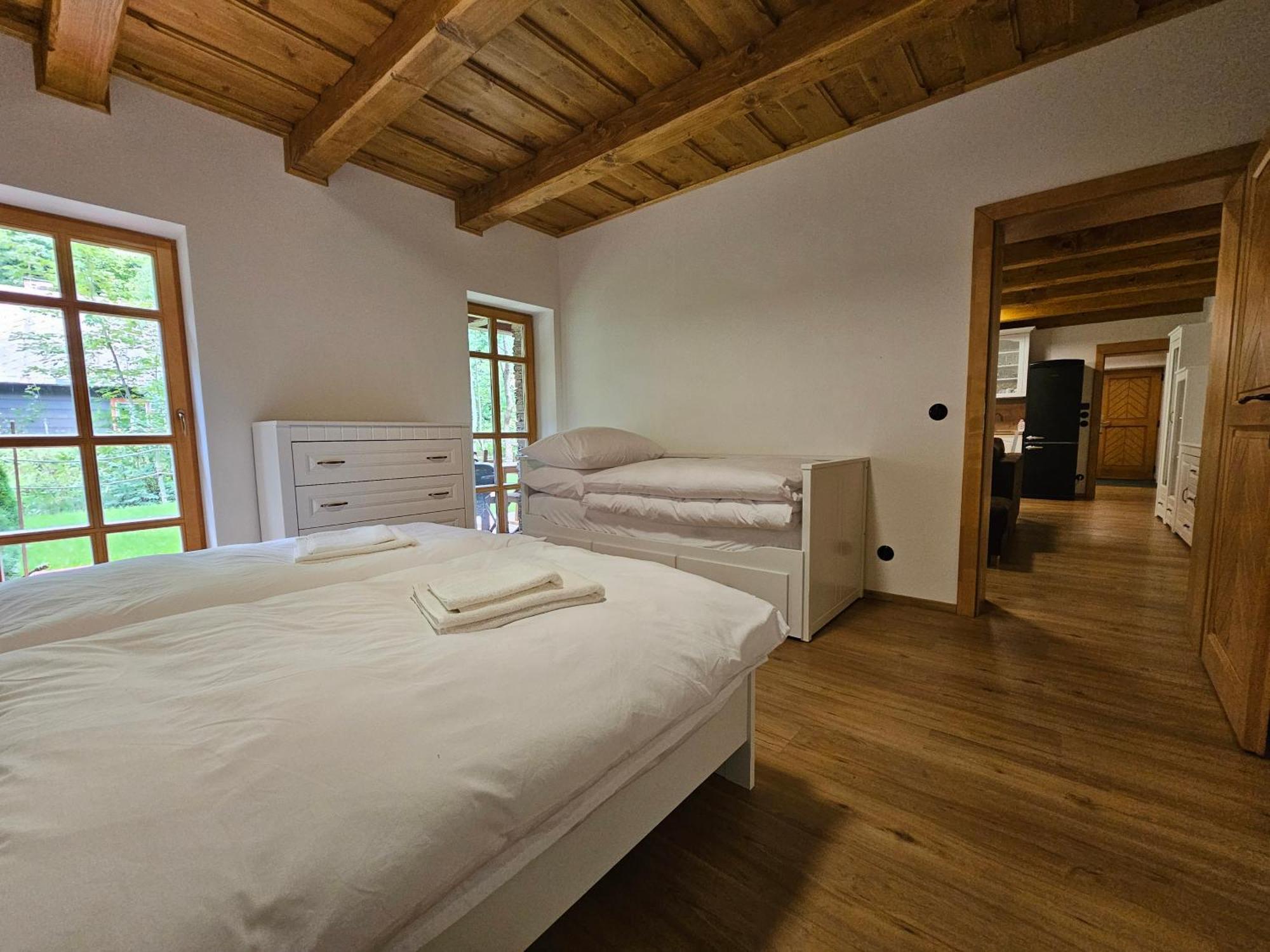 Apartmany Jezerne Velké Karlovice Dış mekan fotoğraf