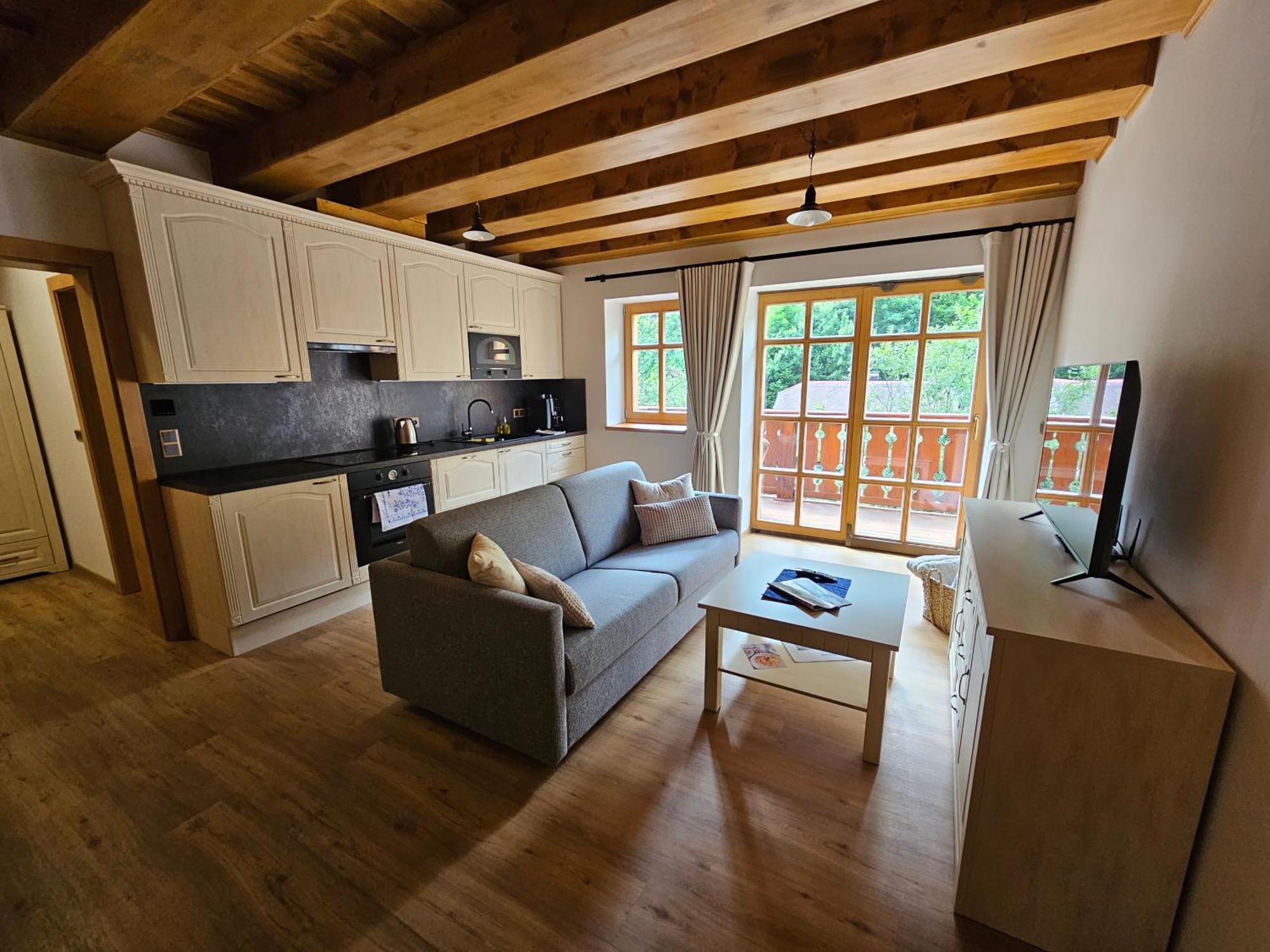 Apartmany Jezerne Velké Karlovice Dış mekan fotoğraf