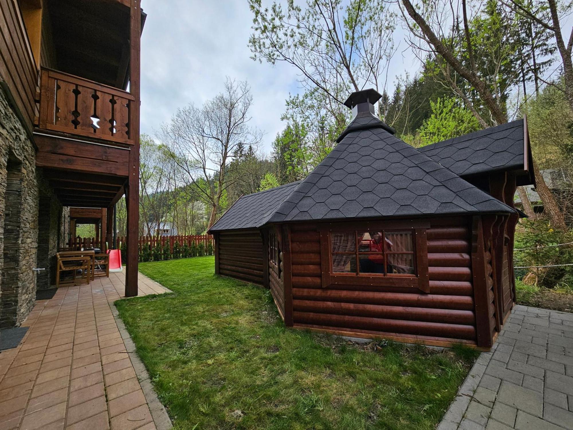Apartmany Jezerne Velké Karlovice Dış mekan fotoğraf