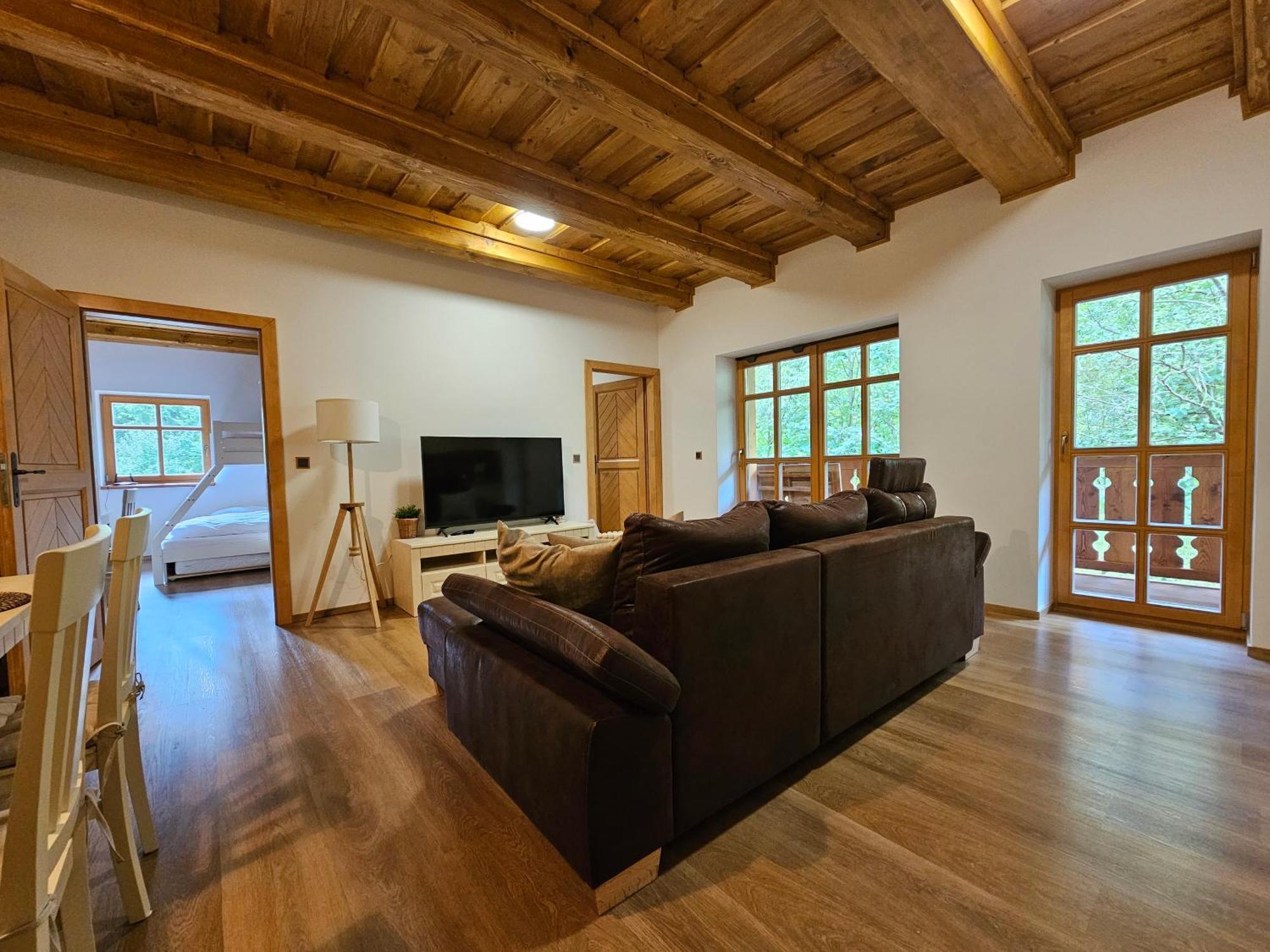 Apartmany Jezerne Velké Karlovice Oda fotoğraf